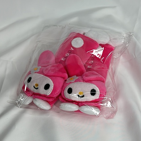 Sanrio MY MELODY Plush Car Seat Belt Extended Comfort Shoulder Pads - Picture 5 of 6